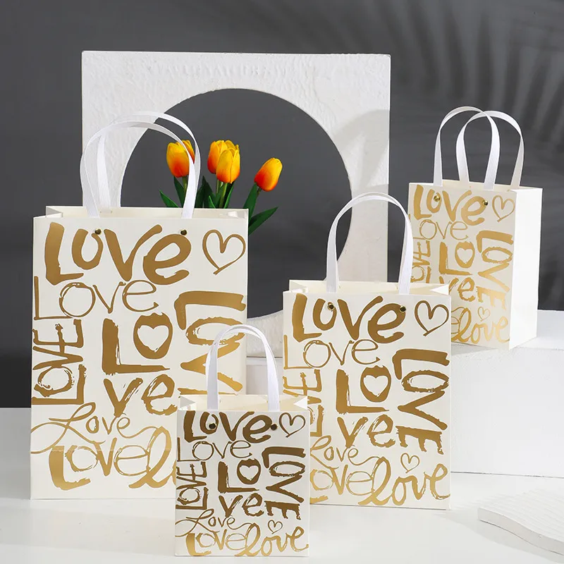 Fashion Letter Gold Stamping Kraft Paper Gift Handbag Shopping Bags
