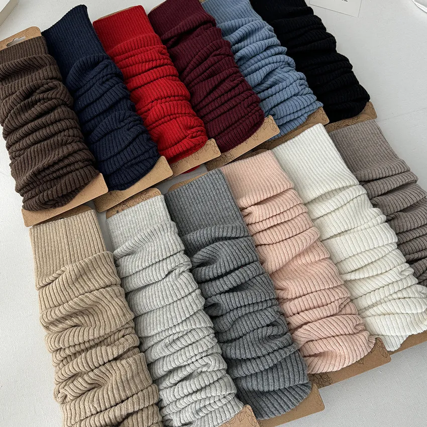 Women Casual Solid Color Soft Pile Blended Wool Socks
