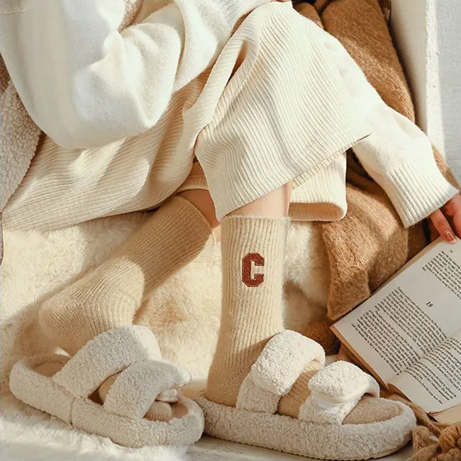 Women's C Letter Thickened Mid-Calf Socks Autumn Winter Sweet Wool Socks