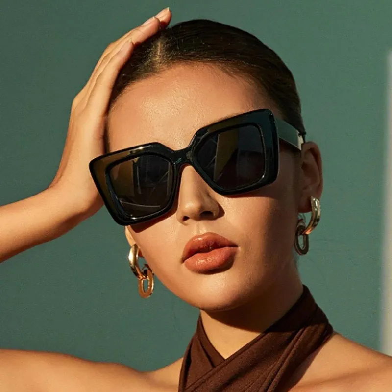 Fashion Simple Large Frame Square Sunglasses