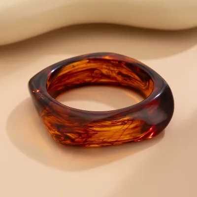 Women Retro Irregular Round Acrylic Bracelet