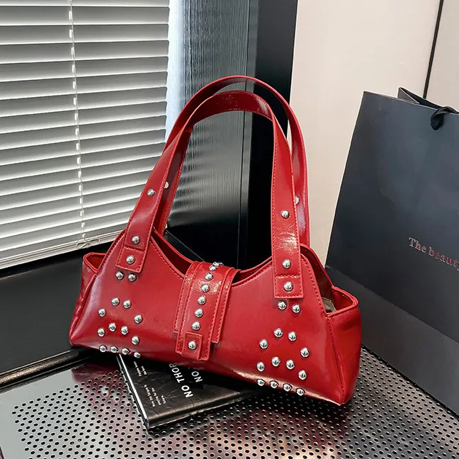 Women Fashion Punk Oil Wax Rivet Solid Color Shoulder Bag
