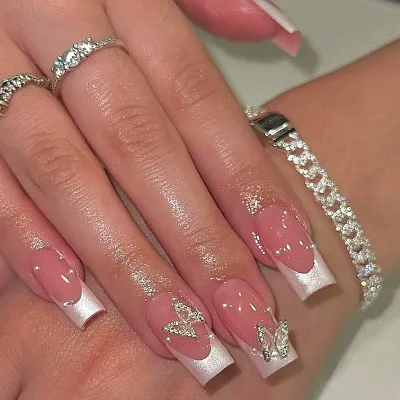 Fashion Mid-Length Flat Head White Fluorescent Butterfly Relief Fake Nail
