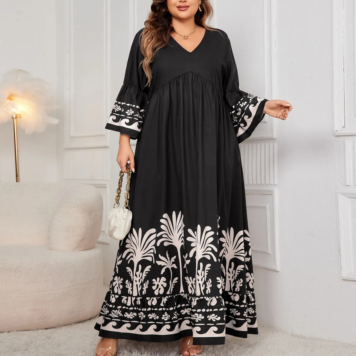 Women Plus Size Printed V-Neck Trumpet Sleeve Loose Dress