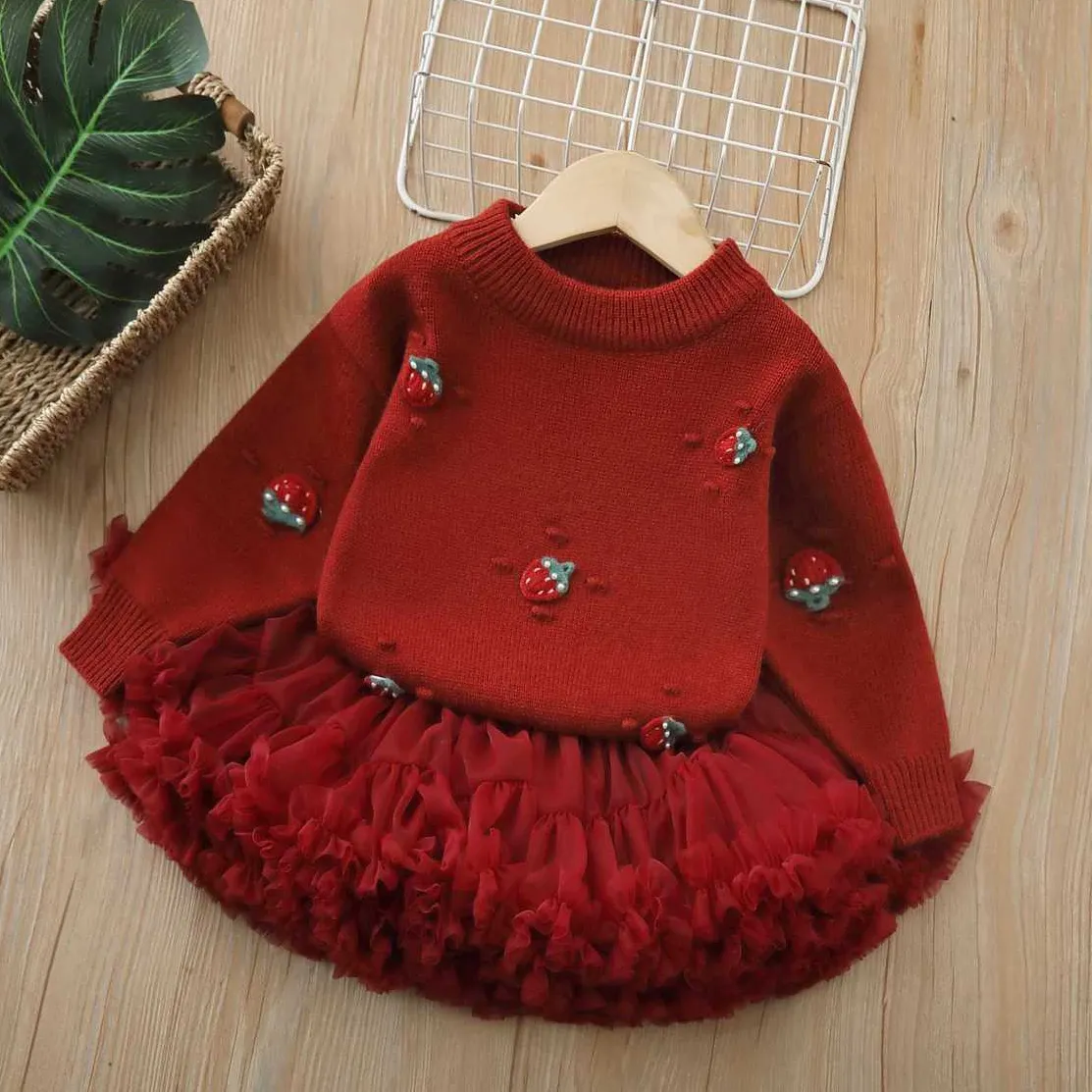 Kids Girl's Fashion Sequin Strawberry Knitted Sweater Mesh Skirt Two-Piece Set for Autumn Winter