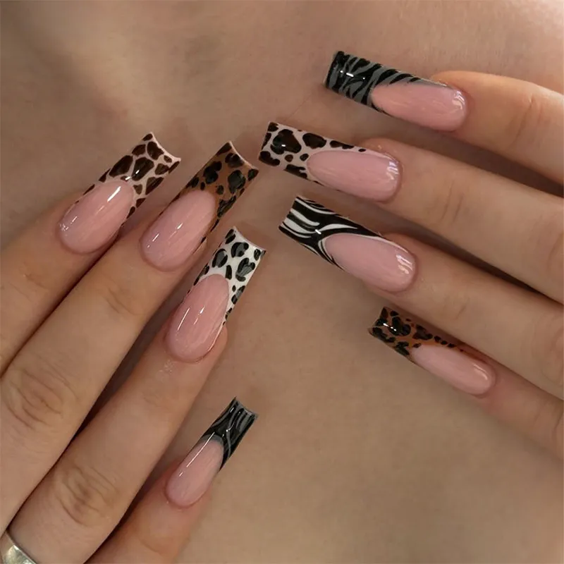 Women Fashion Autumn Winter Leopard Long Art Fake Nail Wearable