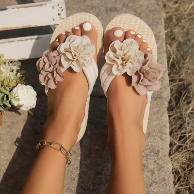Women Fashion Casual Solid Color Floral Platform Flip-Flops Slippers