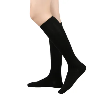 Women Fashion Three Bar Striped Mid-Tube Calf Socks