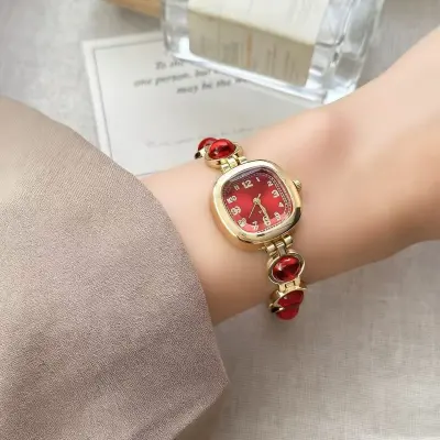 Antique Vintage Full Rhinestone Adjustable Bracelet Watch for Women Light Luxury Heart Geometric Alloy