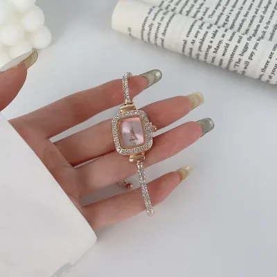 Antique Vintage Full Rhinestone Adjustable Bracelet Watch for Women Light Luxury Heart Geometric Alloy