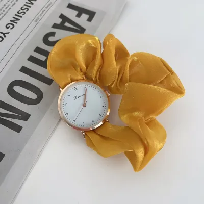 Antique Vintage Full Rhinestone Adjustable Bracelet Watch for Women Light Luxury Heart Geometric Alloy