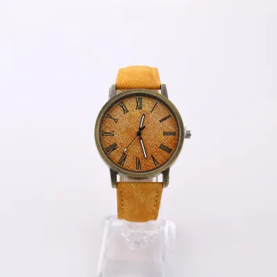 Fashion Denim Quartz Watch with PU Strap and Spiral Crown