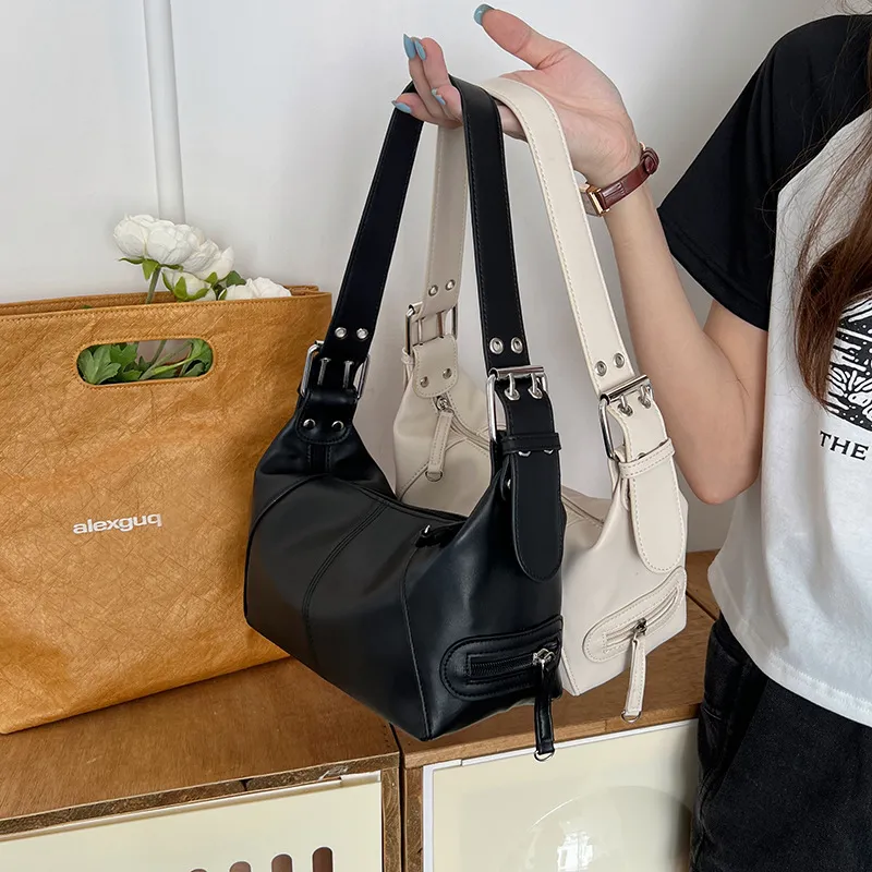 Fashion Street Design PU Baguette Shoulder Bag Soft Zipper Small
