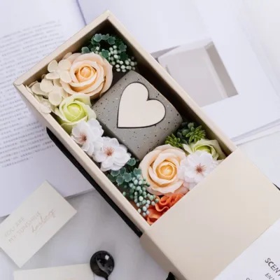 Fashion Valentine's Day Rose Aromatherapy Candle Gift Box Set