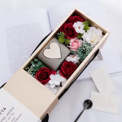Fashion Valentine's Day Rose Aromatherapy Candle Gift Box Set