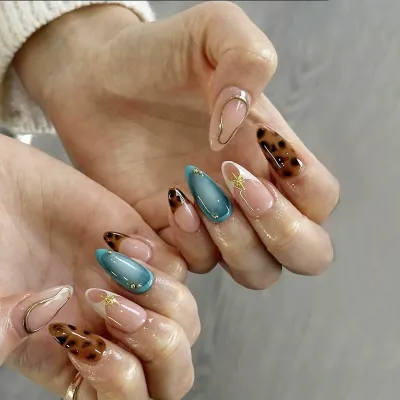 Women Fashion Leopard Embossed Wearable Removable Fake Nails Long
