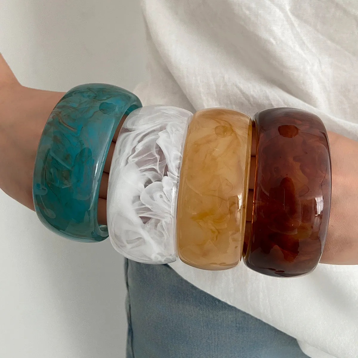 Women Fashion Exaggerated Acrylic Resin Wide Elegant Bracelet