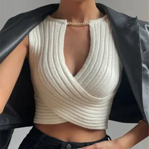 Slim Chain Decorative Women Knitted Crop Top