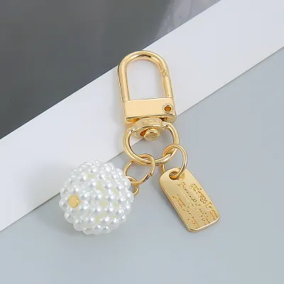 Women Fashion Pearl Chain Imitation Shell Pendant Keychain