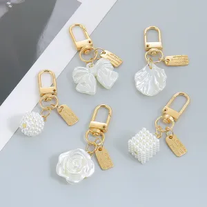 Women Fashion Pearl Chain Imitation Shell Pendant Keychain