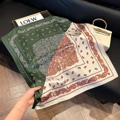 Women's Fashion Square Printed Imitation Silk Scarf 70x70cm