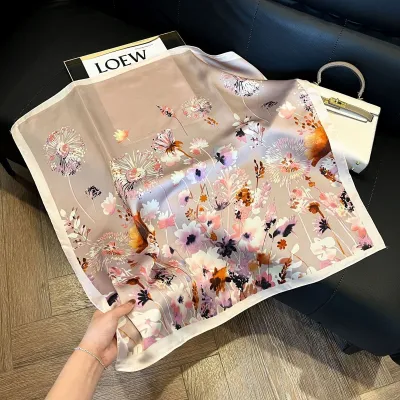 Women's Fashion Square Printed Imitation Silk Scarf 70x70cm