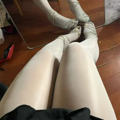 Women Fashion Sexy Solid Color Ultra-Transparent Oil Bright Stocking