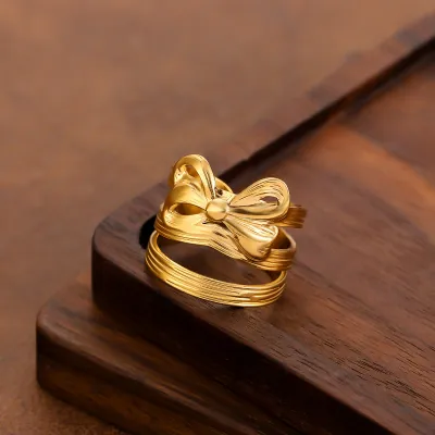 Women's Fashion Exaggerated Bowknot Adjustable Light Luxury Ring