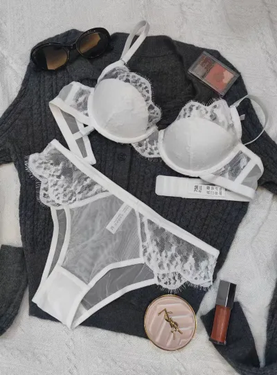 Women Sexy Lace Embroidered Ultra-Thin Bridal Bra Set