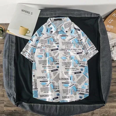 Men Fashion Casual Printed Short-Sleeve Shirt with Silk Feel