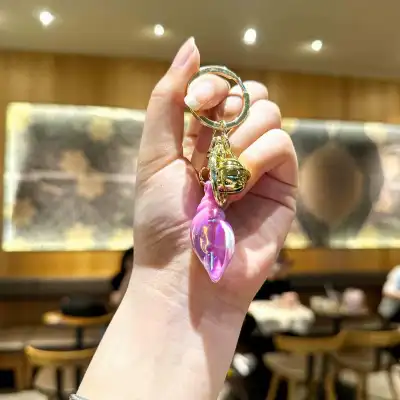 Women Fashion Electroplated Acrylic Conch Pendant Keychain