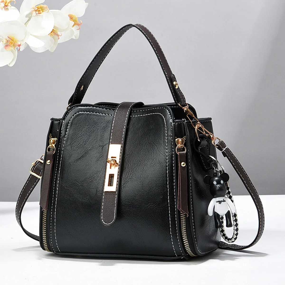 Women Fashion Casual Bucket Zipper Handbag PU Medium