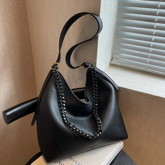Women Fashion Casual Solid Color Chain Large Capacity PU Shoulder Bag