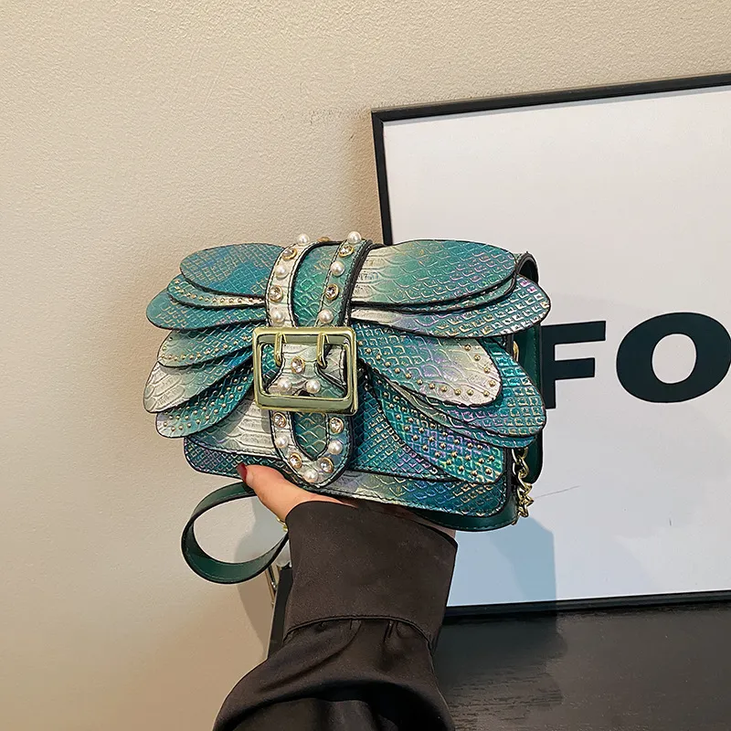 Women Fashion Retro Snake Pattern Petal Chain Shoulder Bag