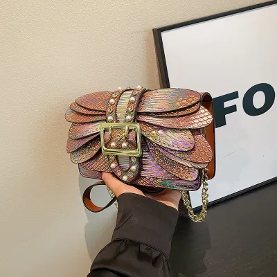 Women Fashion Retro Snake Pattern Petal Chain Shoulder Bag