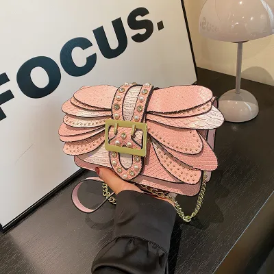 Women Fashion Retro Snake Pattern Petal Chain Shoulder Bag