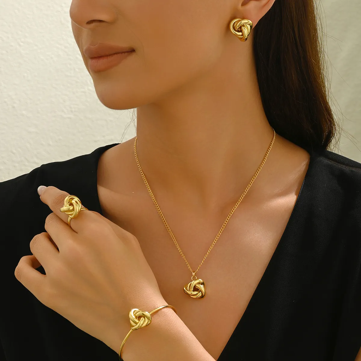 Women Fashion Twist Design Ring Earrings Bracelet Necklace Jewelry Set