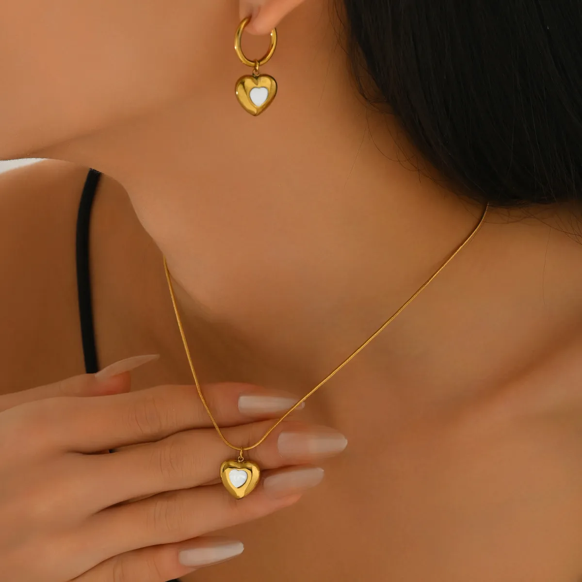 Women Fashion Love 18k Electroplated Pendant Earrings Necklace Set