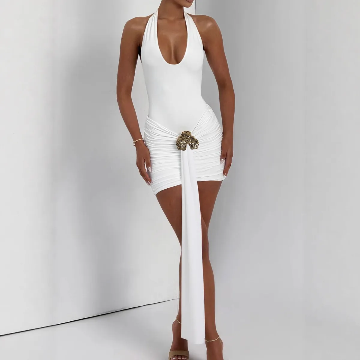 Women Sexy Halter-Neck Sleeveless Pleated Dress with Metal Buckle