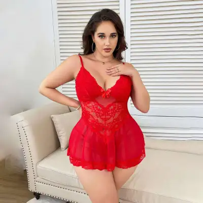 Women Plus Size Lace Sexy Lingerie Set in Solid Color