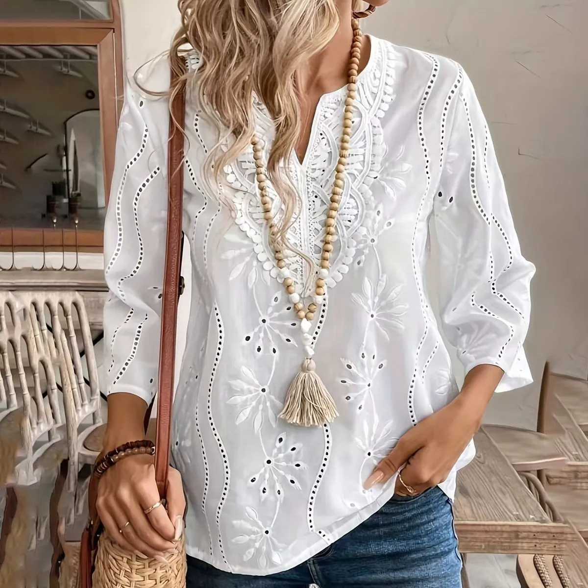 Women Casual Lace Embroidered V-Neck Sleeveless Loose Blouse