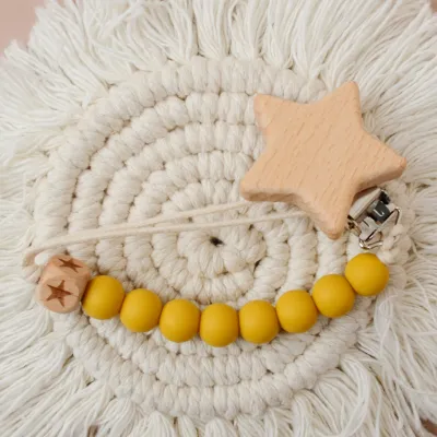 Kids Baby Silicone Five-Pointed Star Wood Pacifier Clip