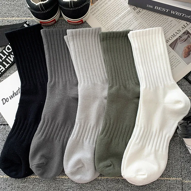 Men's Fashion Casual Solid Color Thickened Mid-Calf Socks