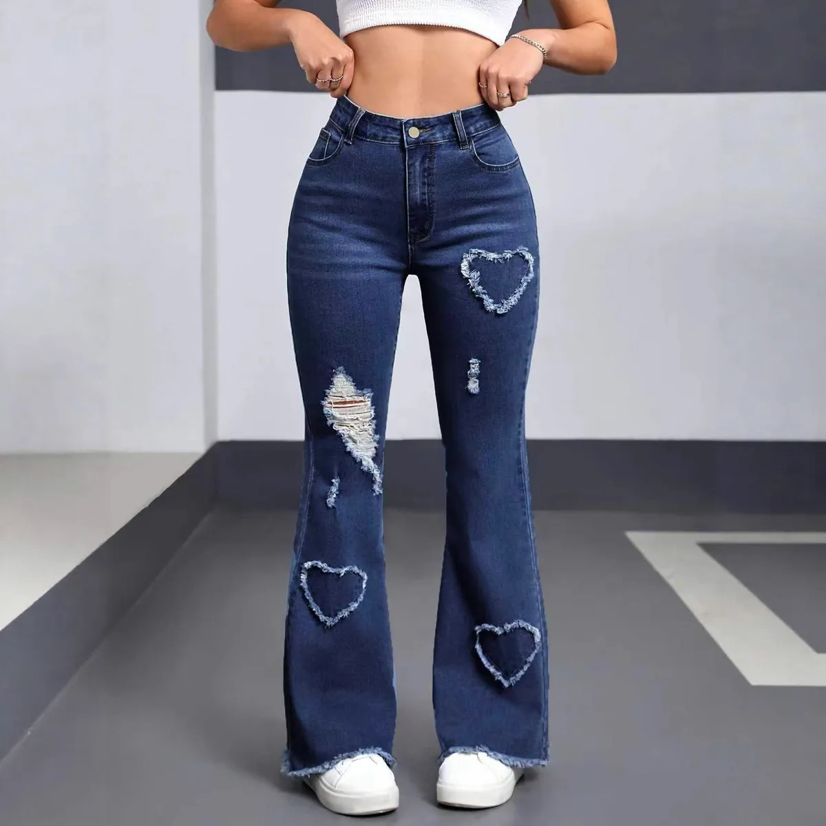 Women Fashion Casual Heart-Shaped Ripped Flared Jeans