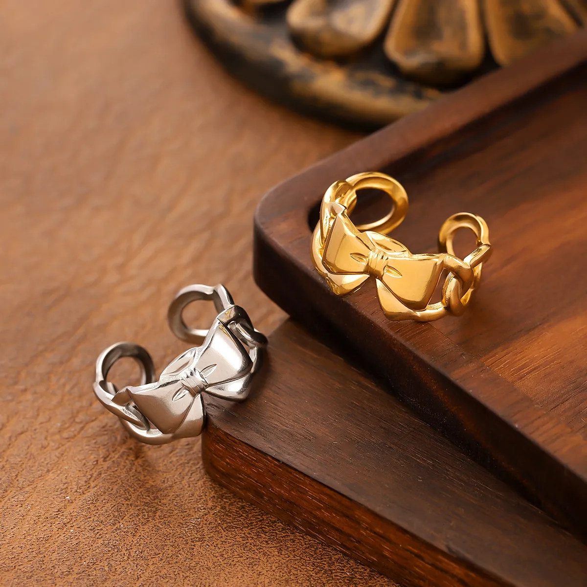 Women Fashion Geometric Bowknot Ring