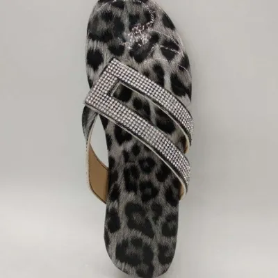Women Rhinestone Leopard Flat Beach Slippers Plus Size Slip On Casual Sandals