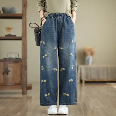 Women Casual Sunflower Embroidered Loose Straight Jeans
