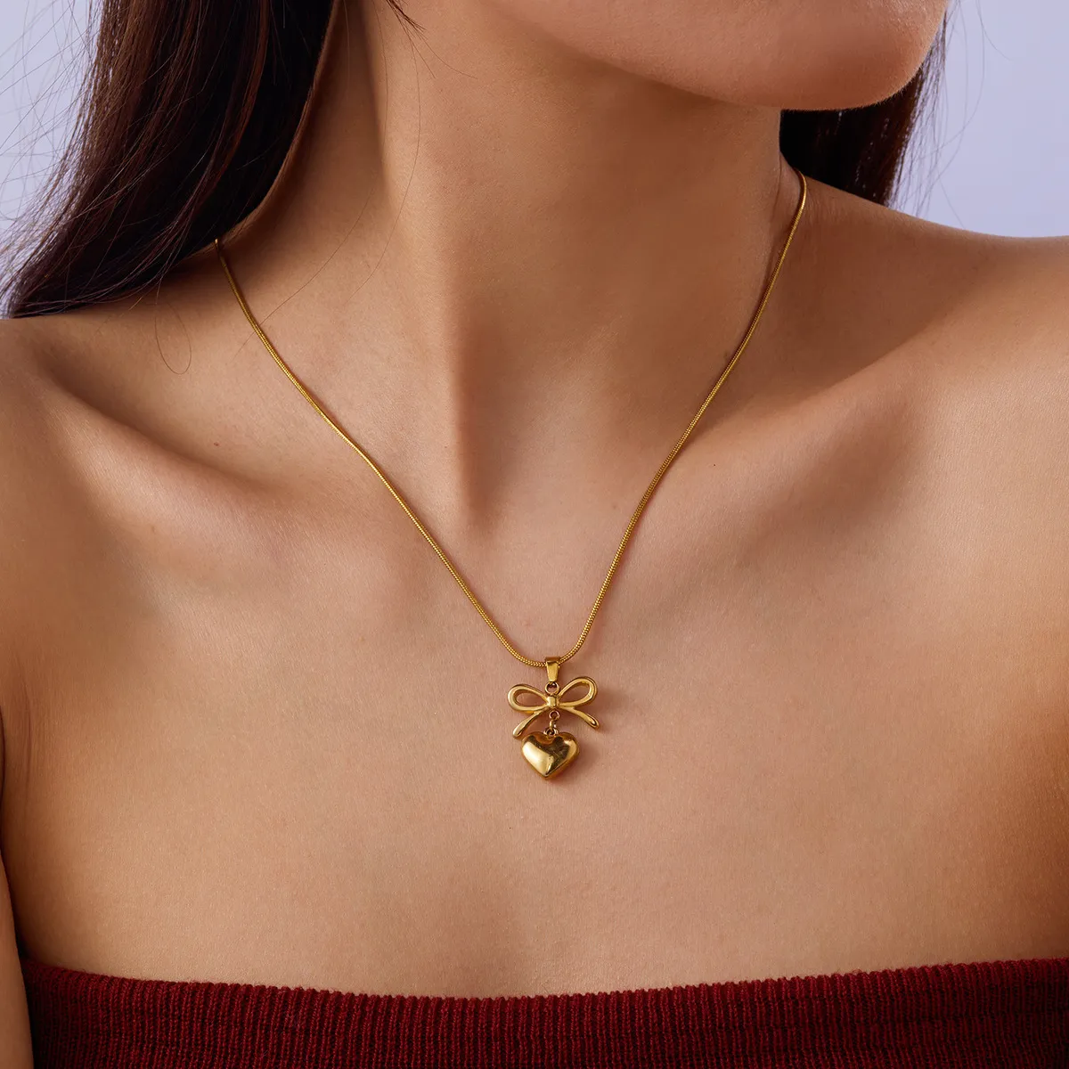 Women Fashion Love Pendant Alloy Necklace