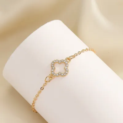 Women Fashion Micro-Inlaid Zircon Four-Leaf Clover Bracelet Jewelry