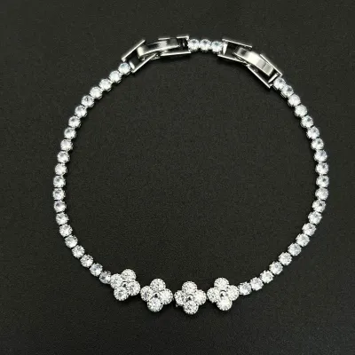 Women Fashion Zircon Four-Leaf Clover Floral Chain Bracelet Jewelry